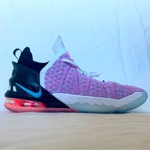 Nike Lebron 18 “Confetti” colorway.  New in Box w/o Lid.  Offers are entertained